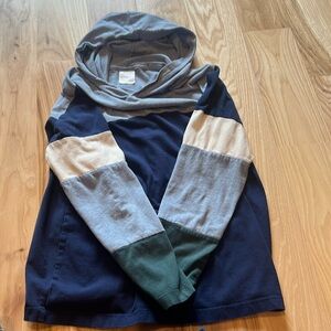 Boys Hanna Andersson size 8 (130) hooded long sleeve shirt.